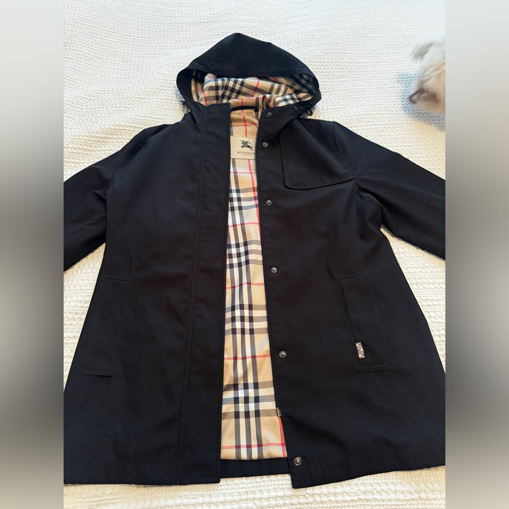 Authentic Burberry Danielle hooded Nova Check lined Raincoat